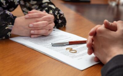 Should I Be Worried If My Divorce Lawyer Gets Along with My Spouse’s Lawyer?